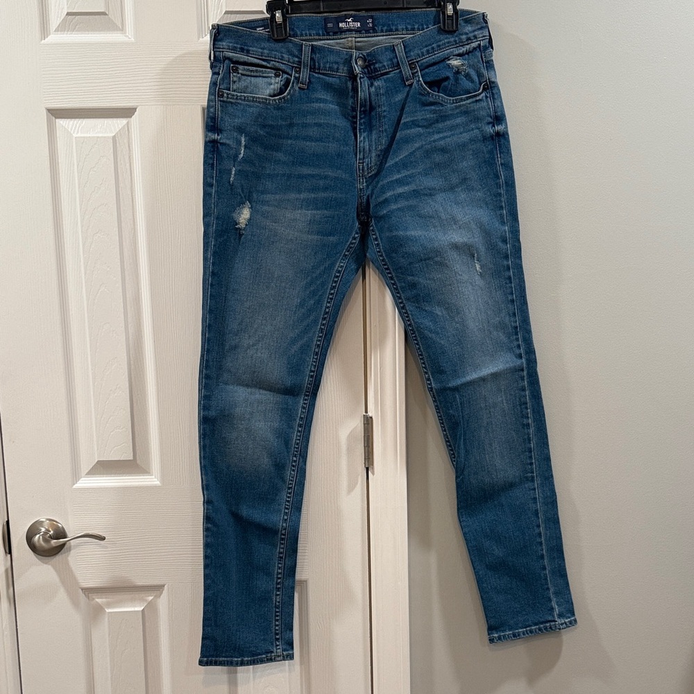Hollister Men's Slim Fit Blue Jeans